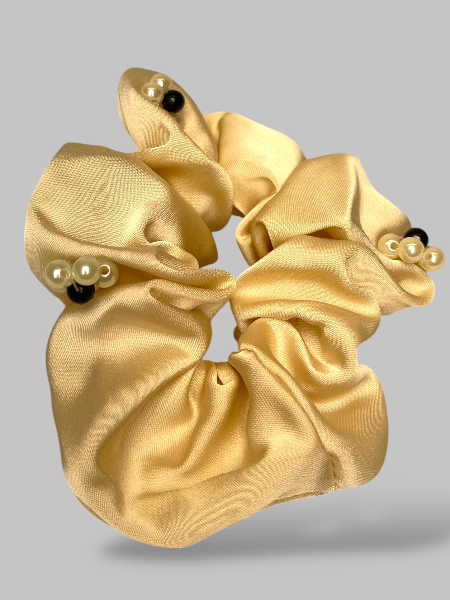 pearls scrunchies