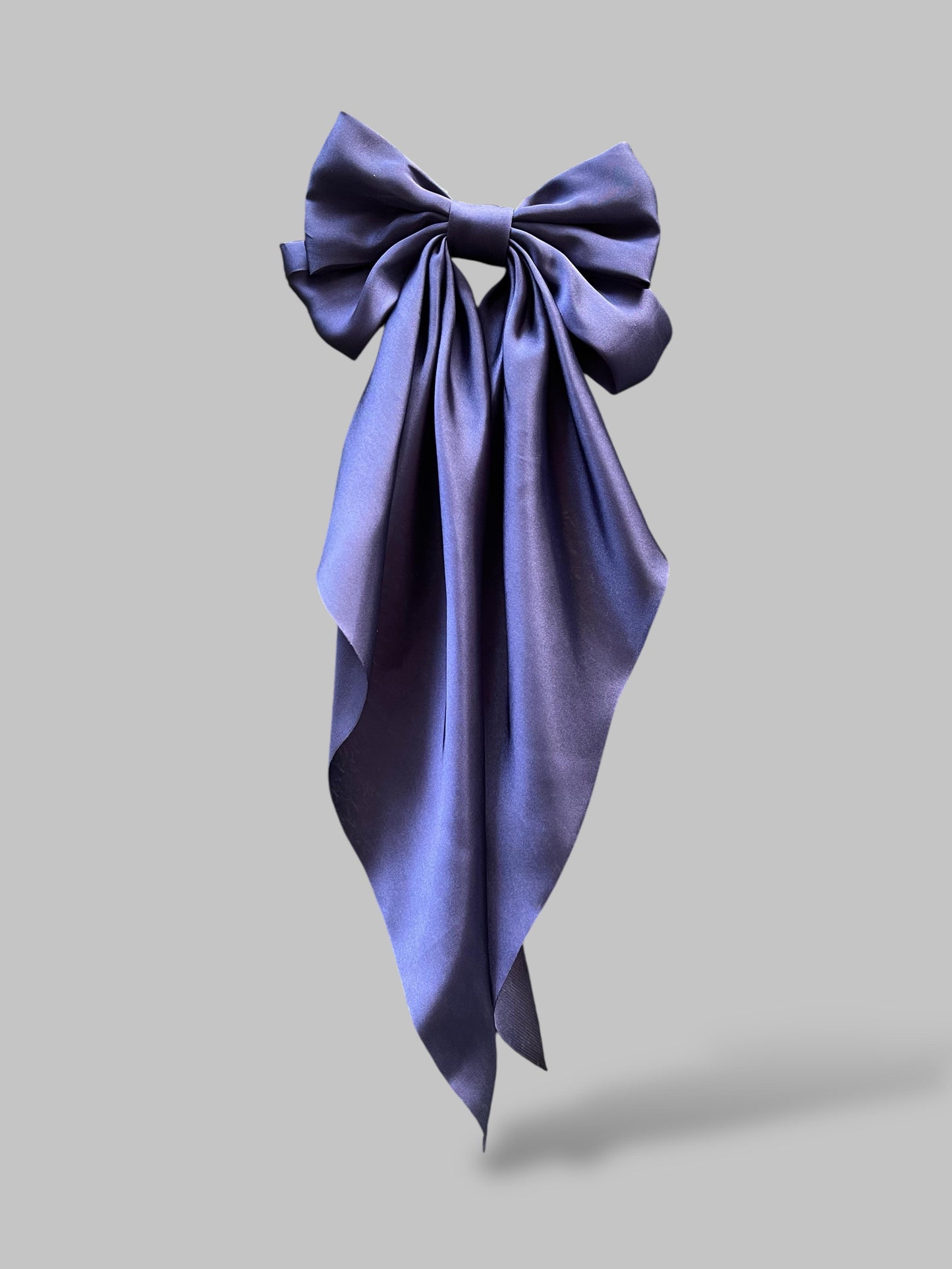 Plain silk bow
