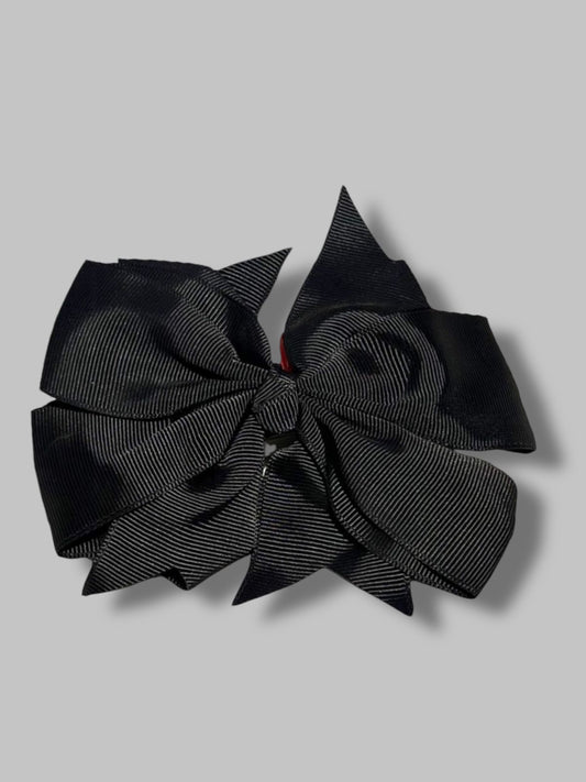 Girls medium bows pin