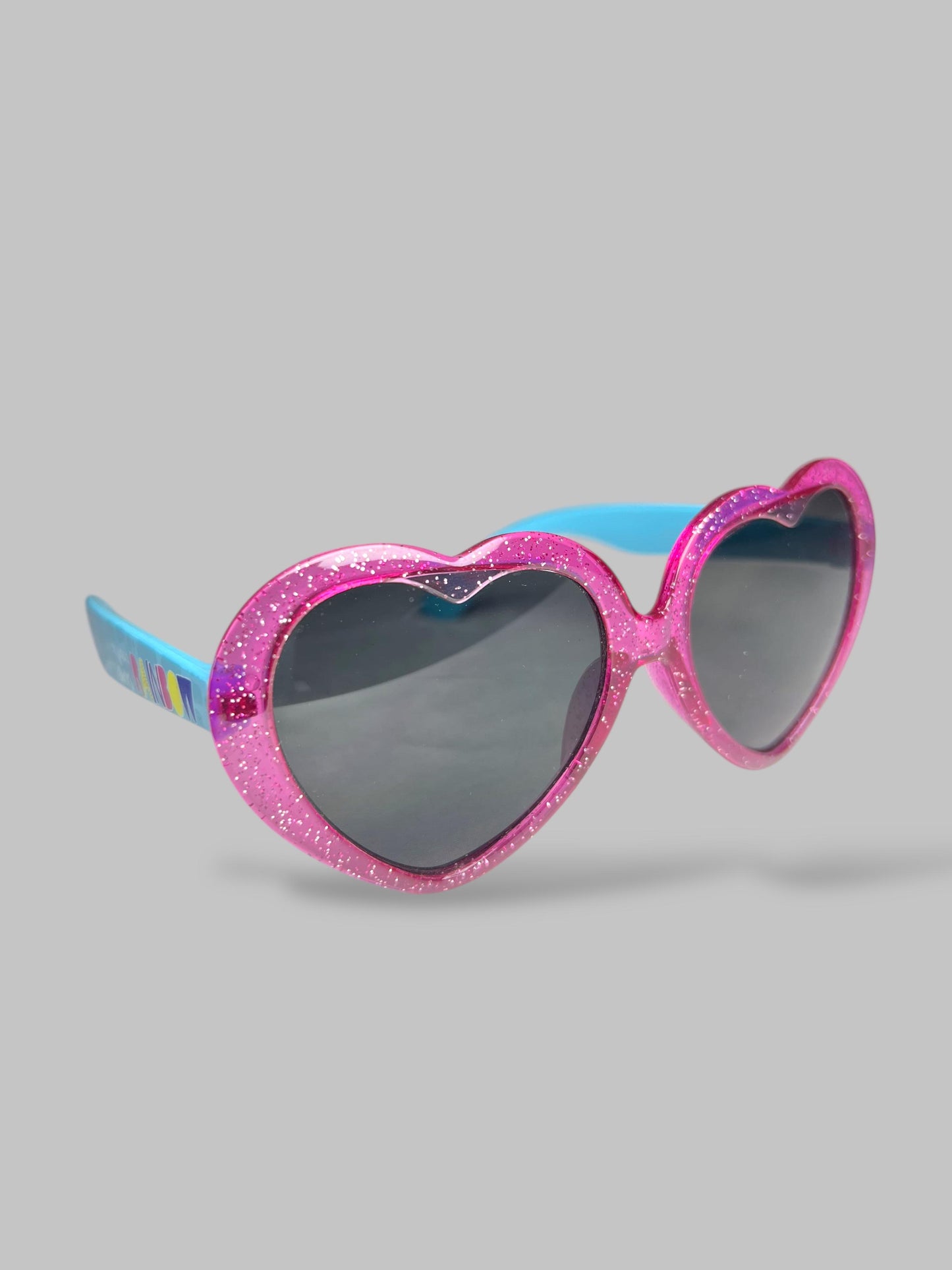 Girl heart glasses