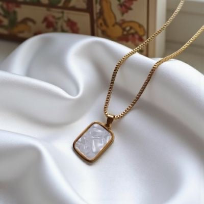 black & White double sided necklace