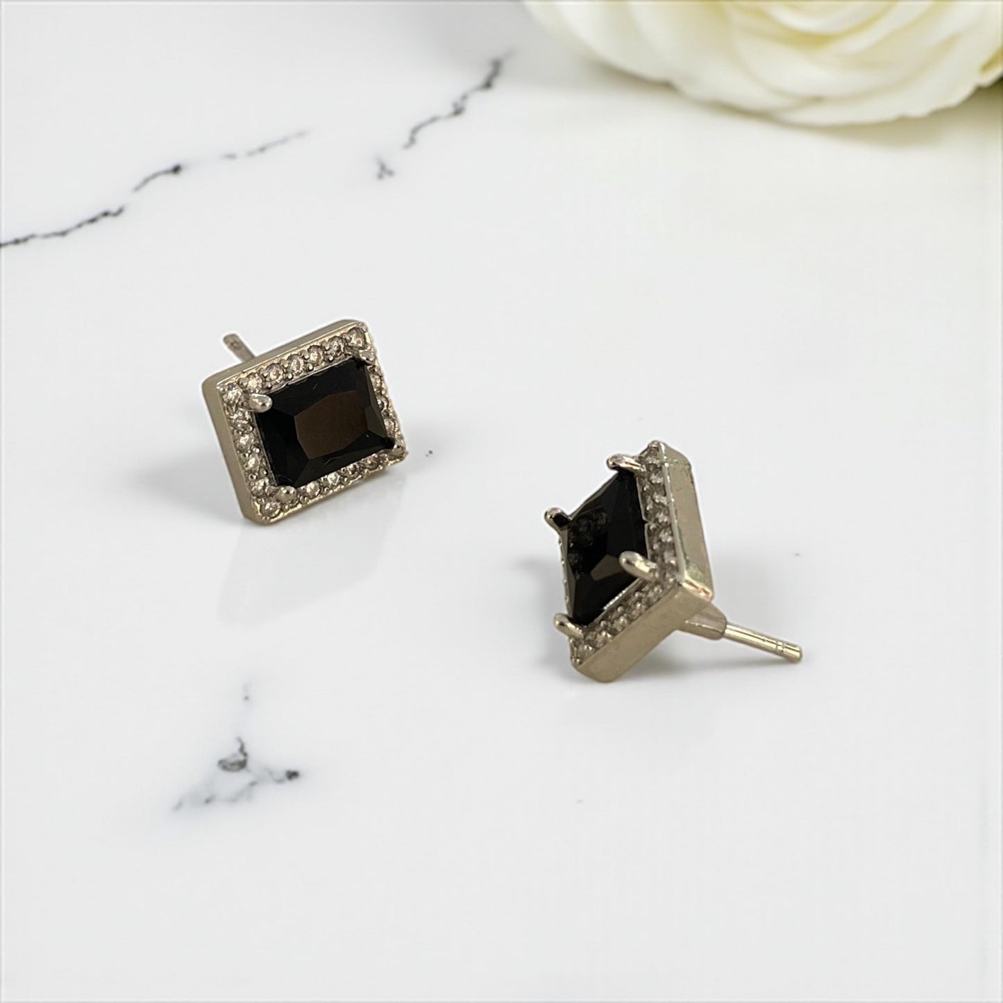 American Diamond Square Silver Plated Delicate Pendant Set