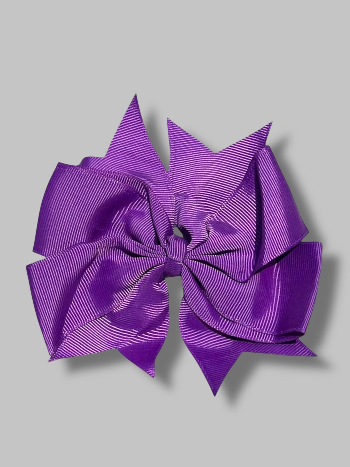 Girls medium bows pin