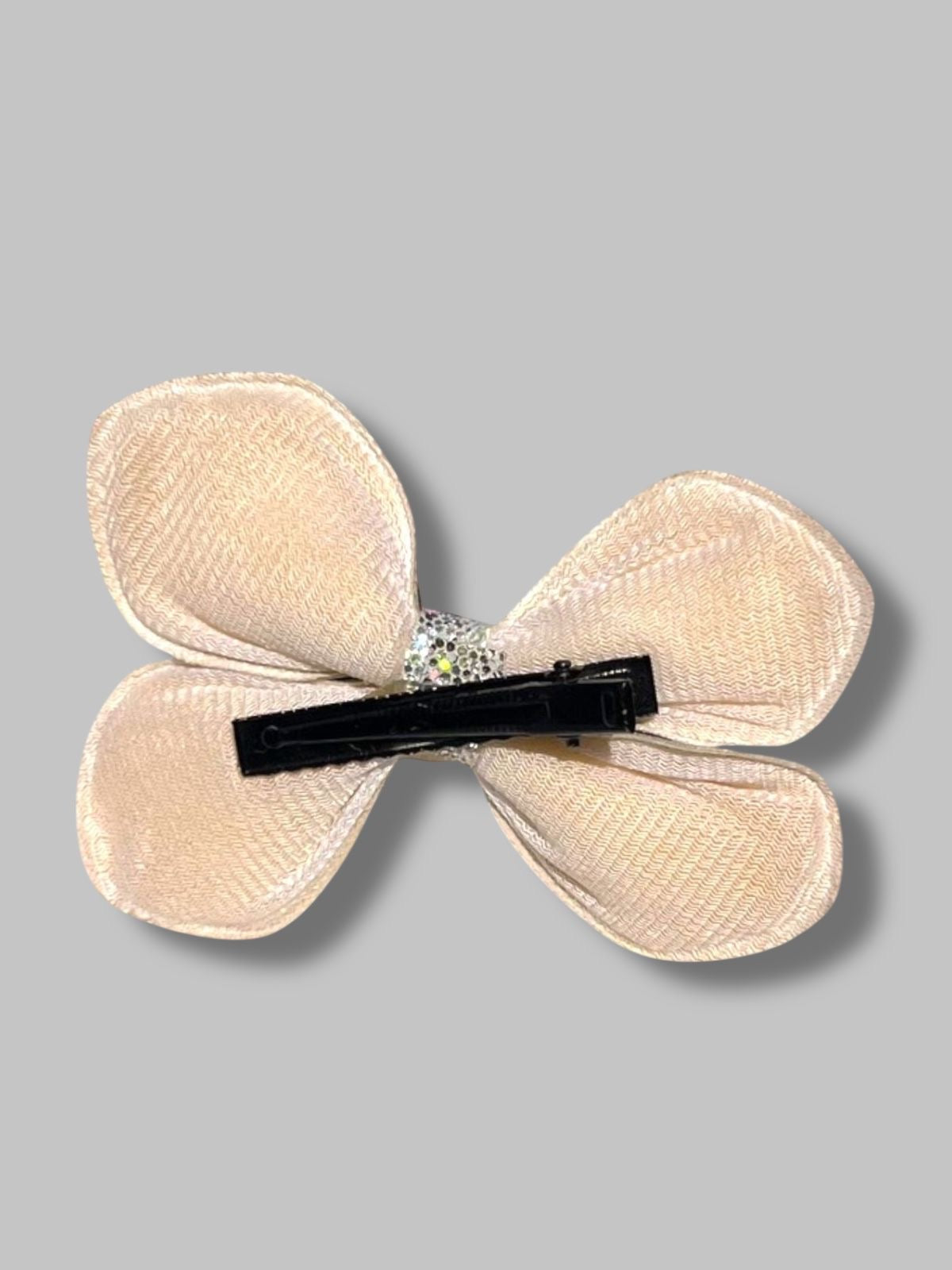 bow pin