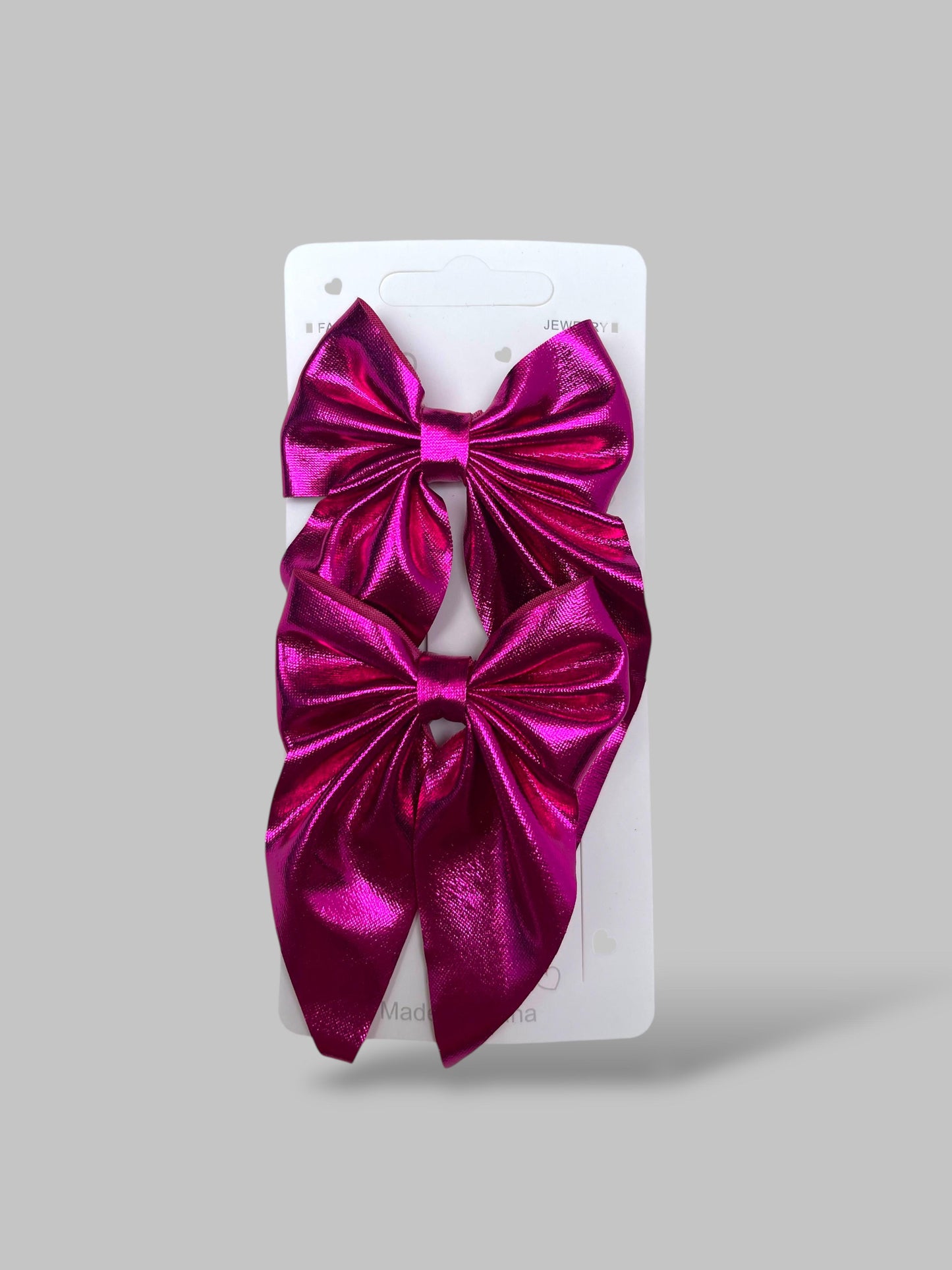 stylish Bow pin