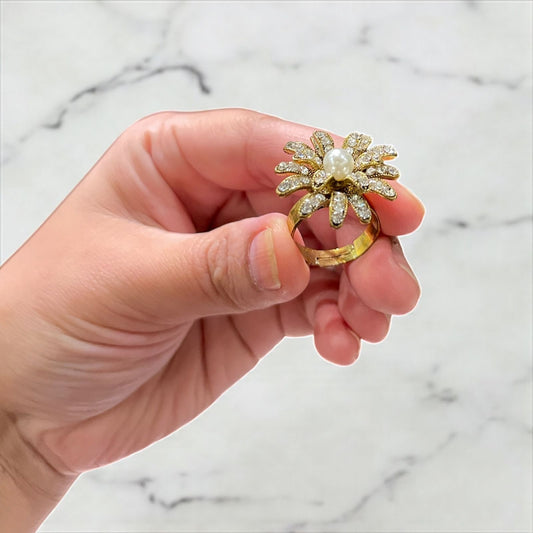 Pearl/Stone flower Ring