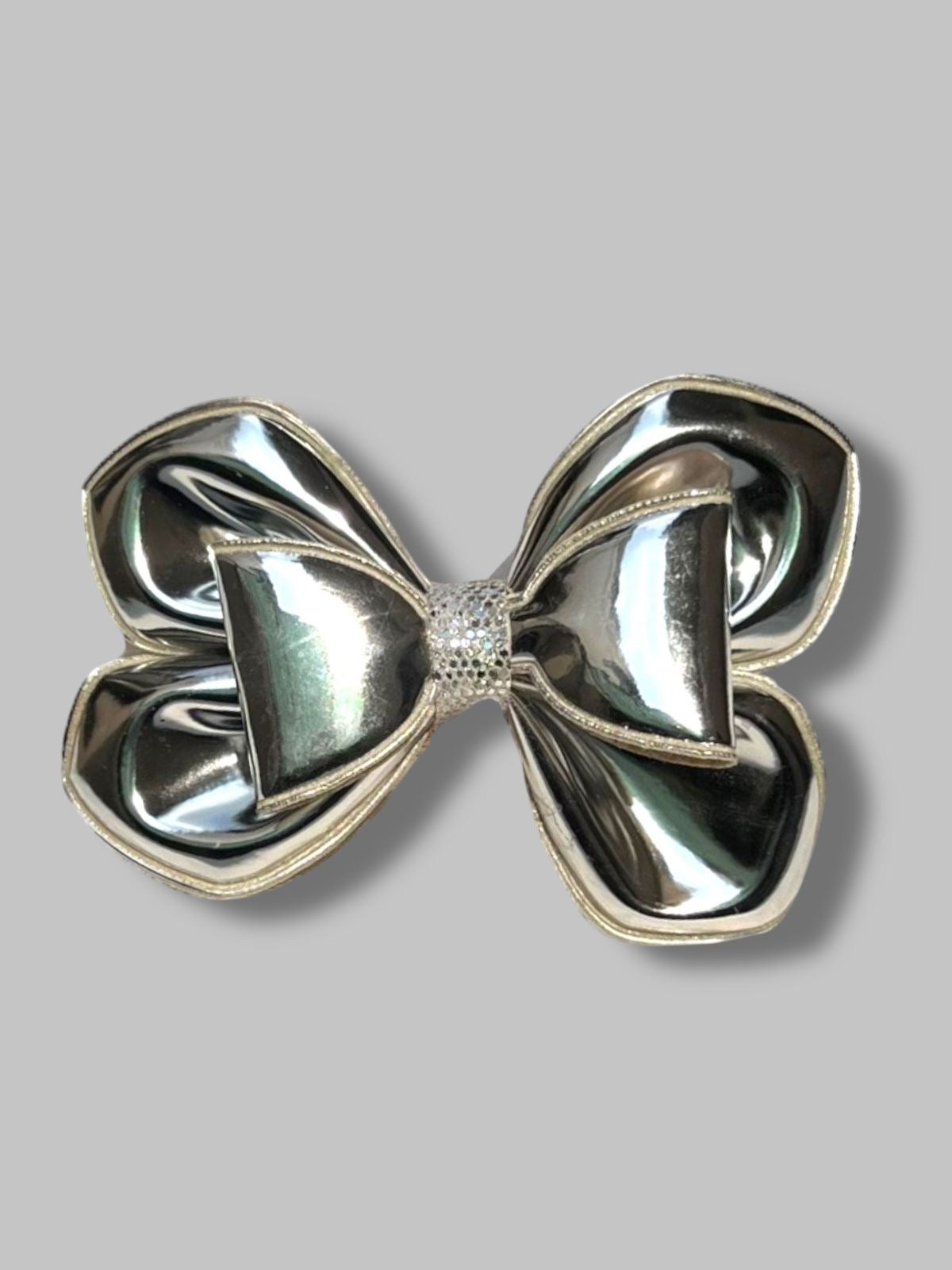 bow pin
