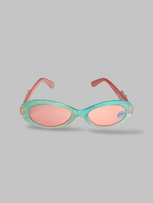 Girl heart glasses