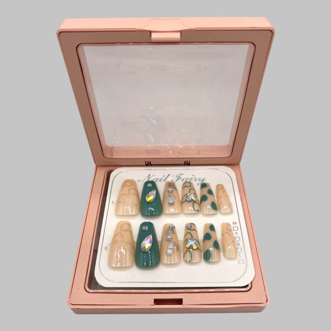 Ladies Nails Press-On