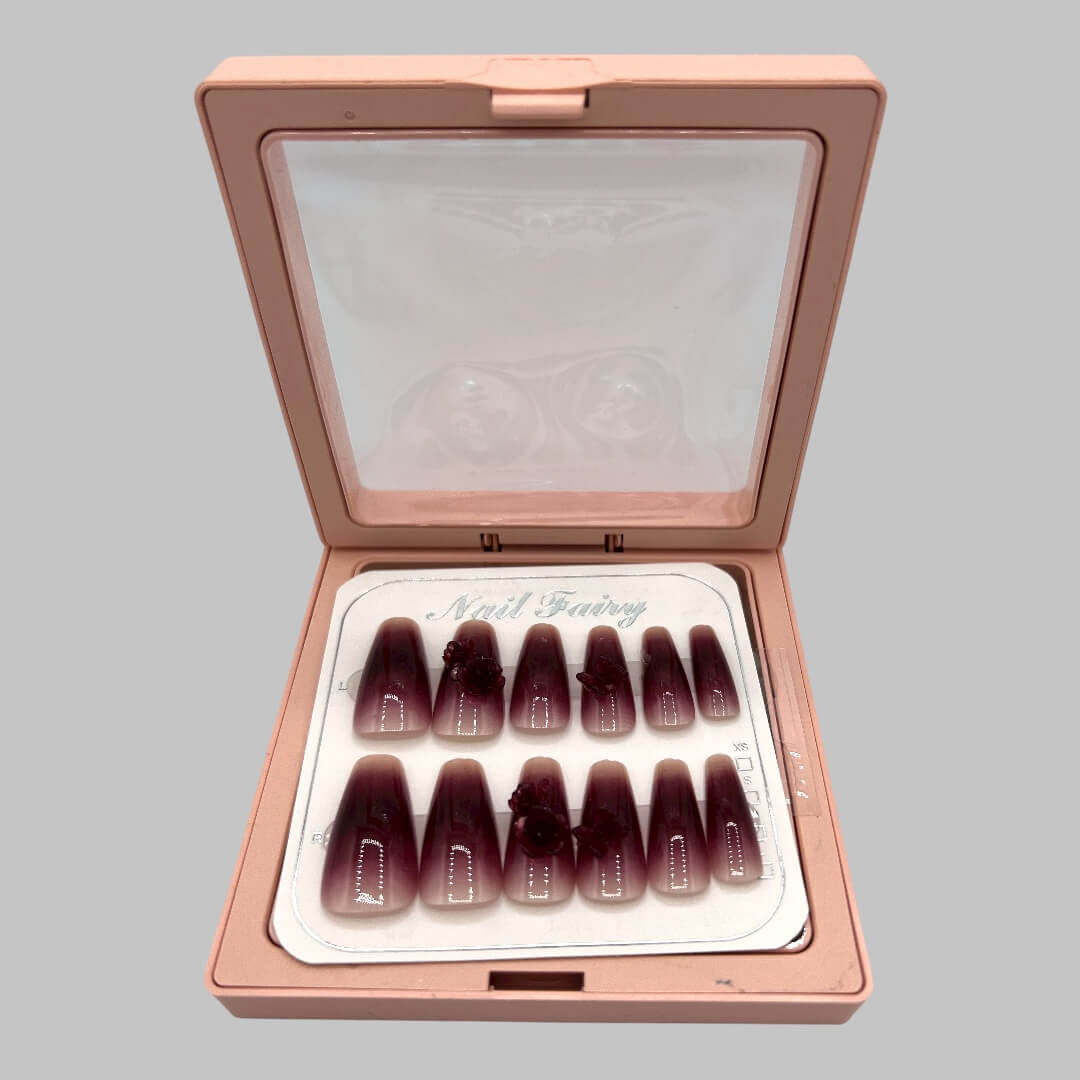 Ladies Nails Press-On