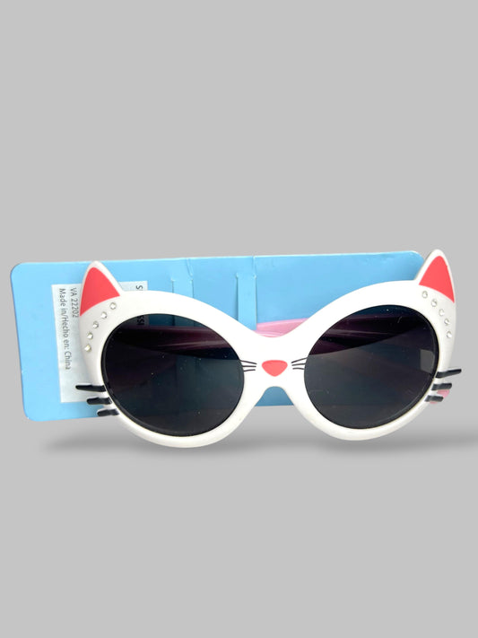 Kitty style girl glases